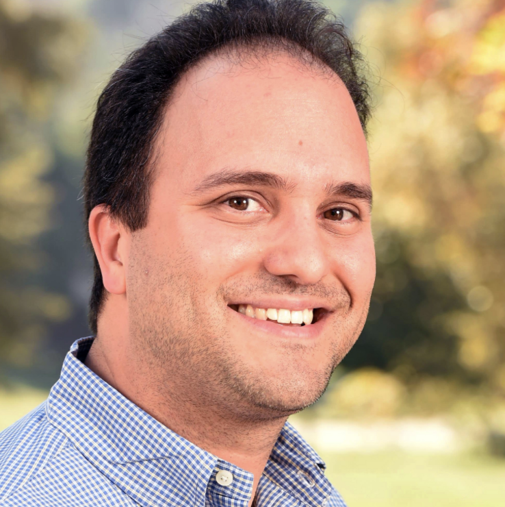 Dr. Waleed Rashidi, a professor in the Department of Communications.